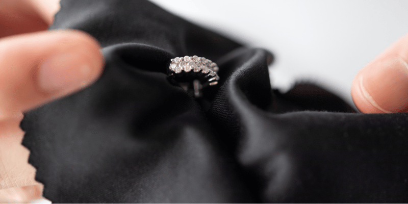 Cleaning a wedding band
